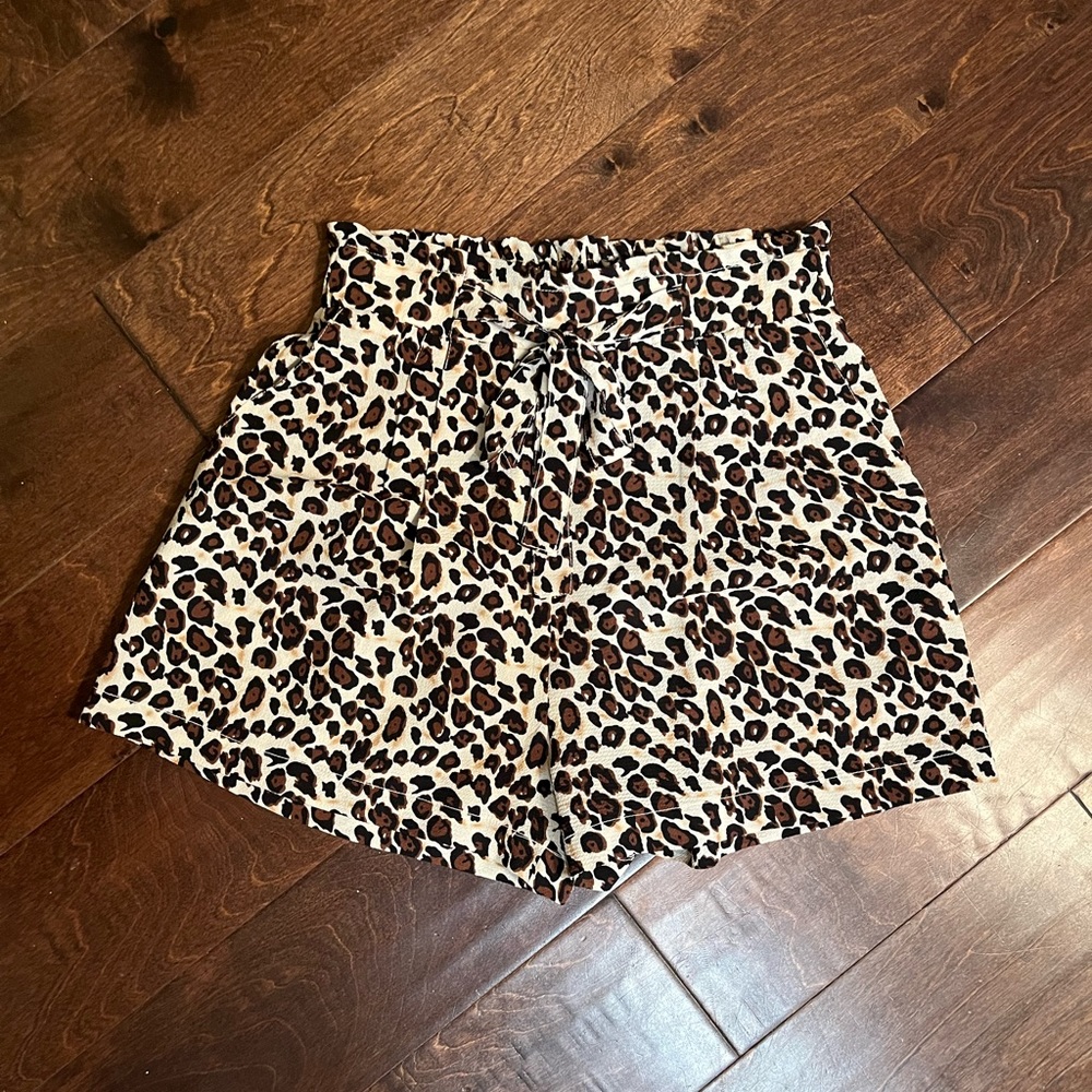 Soaped Bow tie shorts